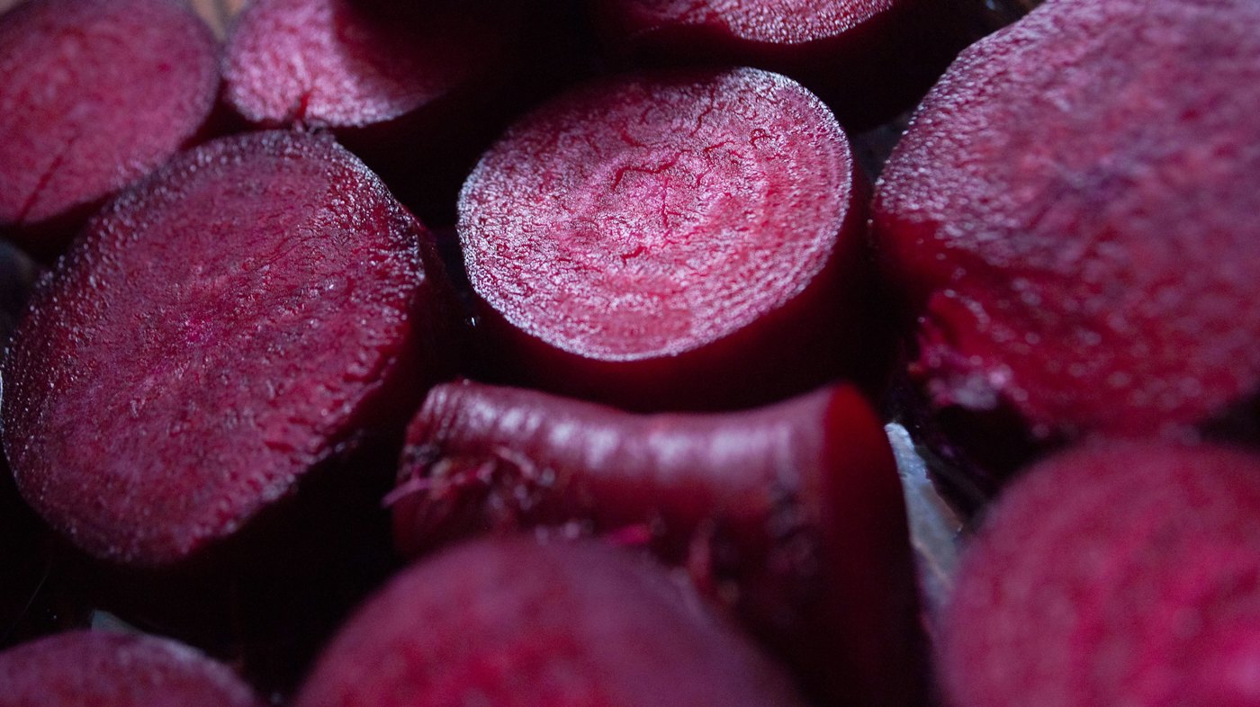 Beetroot salad with goat cheese